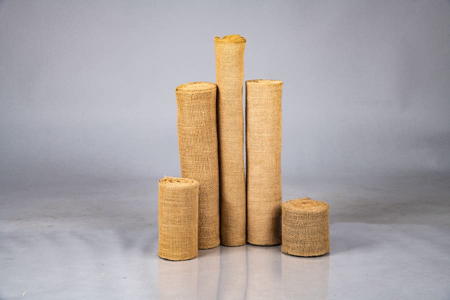 burlap-rolls-fabric